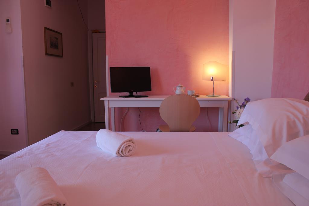 Vila Flavia B&B コンスタンツァ 部屋 写真
