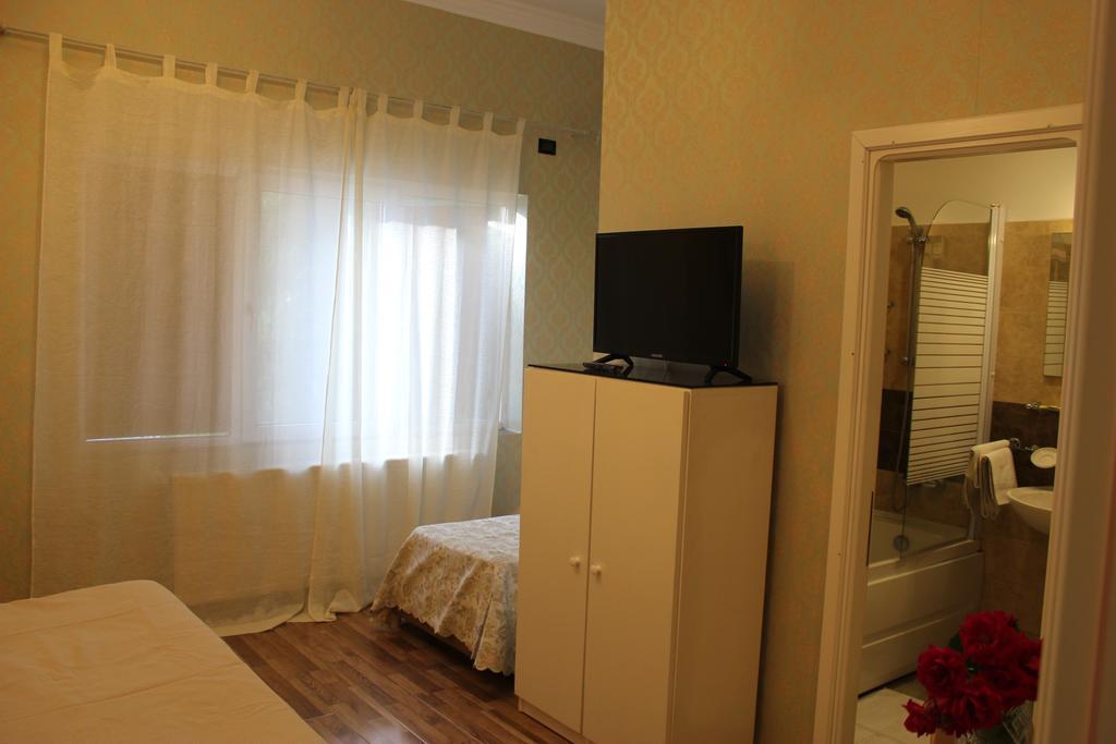 Vila Flavia B&B コンスタンツァ エクステリア 写真