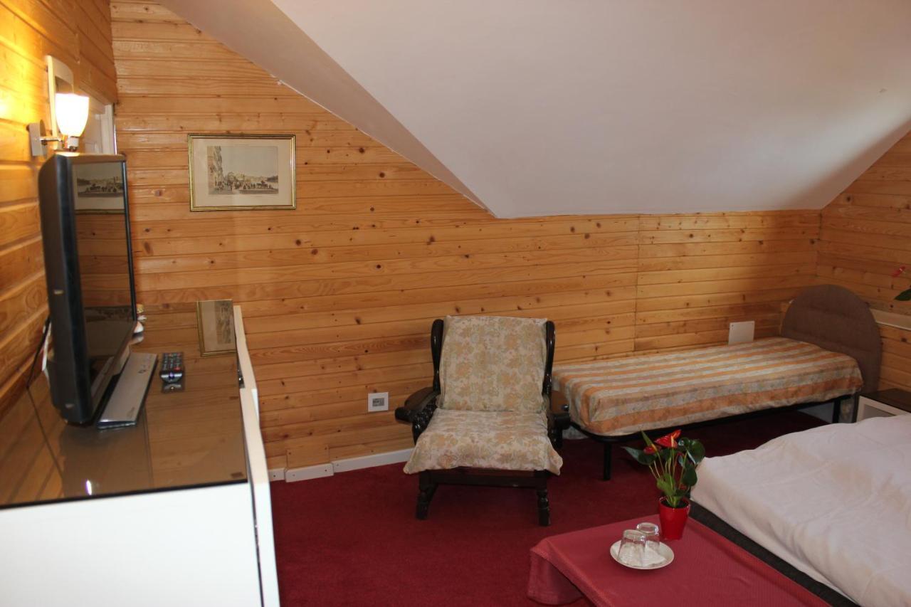 Vila Flavia B&B コンスタンツァ エクステリア 写真